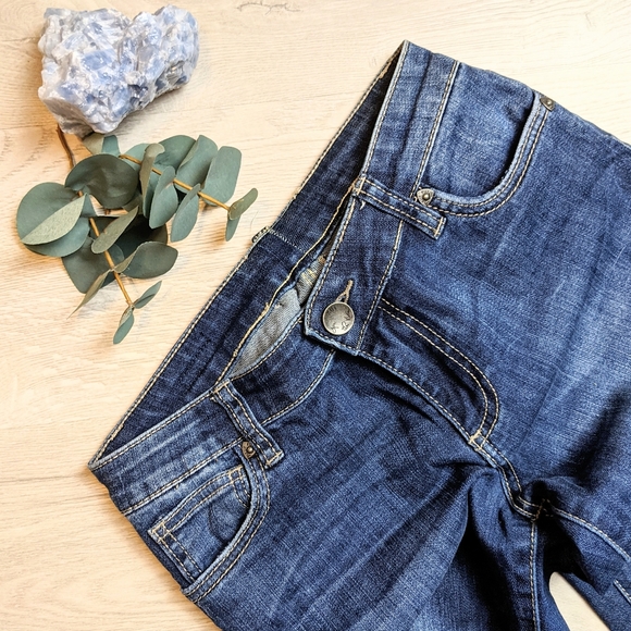 Kut from the Kloth Catherine Boyfriend Jeans - Picture 3 of 6